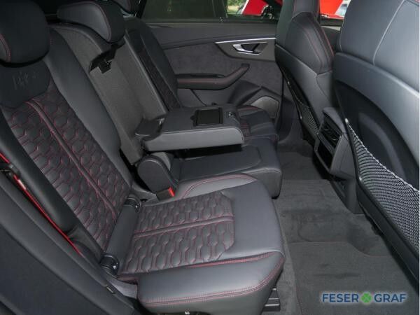 Audi RS Q8 SUV performance tiptronic