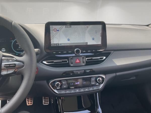 Hyundai i30 1.5 N Line🚀| Panorama | LED | Rückfahrkamera | Navi | Klimaauto. | ISOFIX