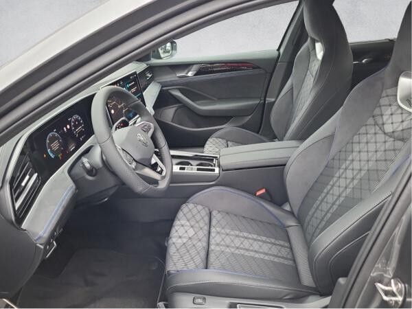Volkswagen Passat Variant R-Line 2.0 TDI 4M *BlackStyle*