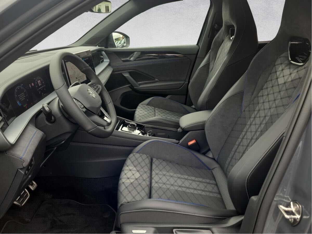 Volkswagen Tayron R-Line 2.0 TSI DSG 4Motion *BlackStyle*