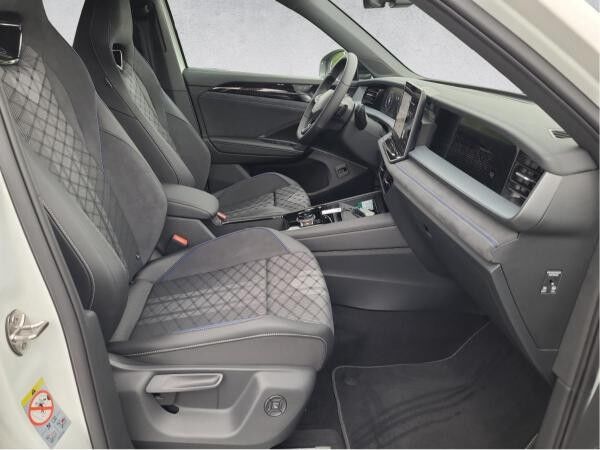 Volkswagen Tayron R-Line 2.0 TDI DSG 4Motion *BlackStyle*