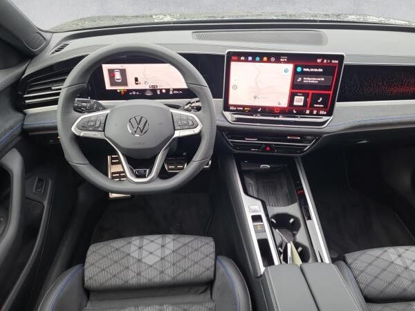 Volkswagen Passat Variant R-Line 2.0 TDI 4M *BlackStyle*