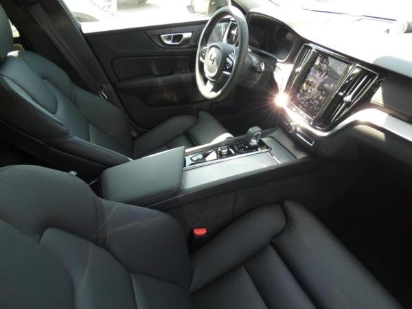 Volvo V60 B4 (Diesel) Ultimate Dark (EURO 6d) (DPF)