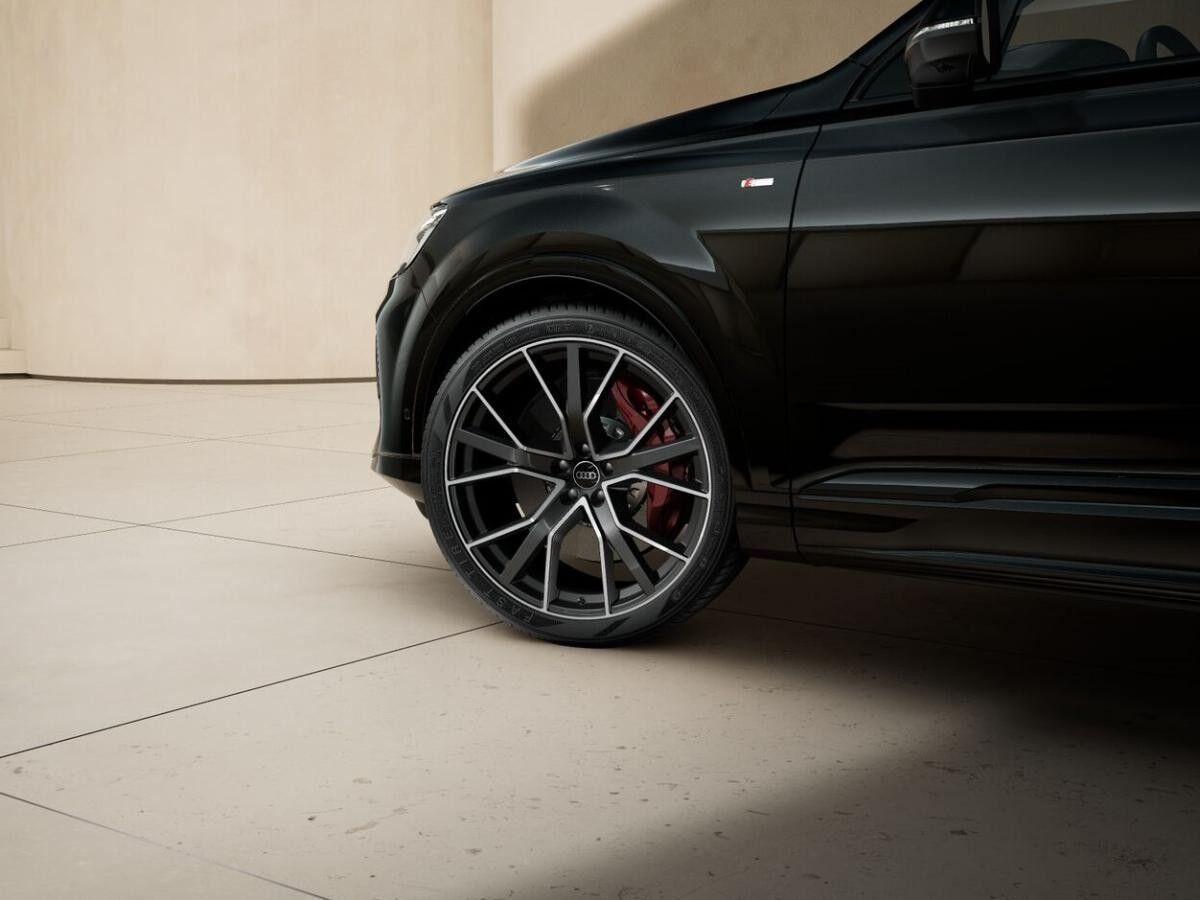 Audi Q7 SUV S line business TFSI e qu. *AHK/B&O/HUD/MATRIX/PANO*