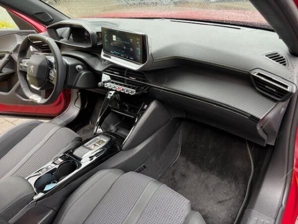 Peugeot 2008 e- Elektromotor 136 (e-) e- **FLA LM KAM **