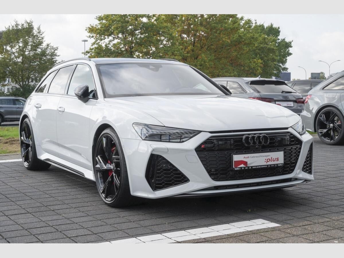 Audi RS6 Black+/B+O Advanced/RS-AGA/Pano/Laser/HuD/ACC/22Zoll/DRC