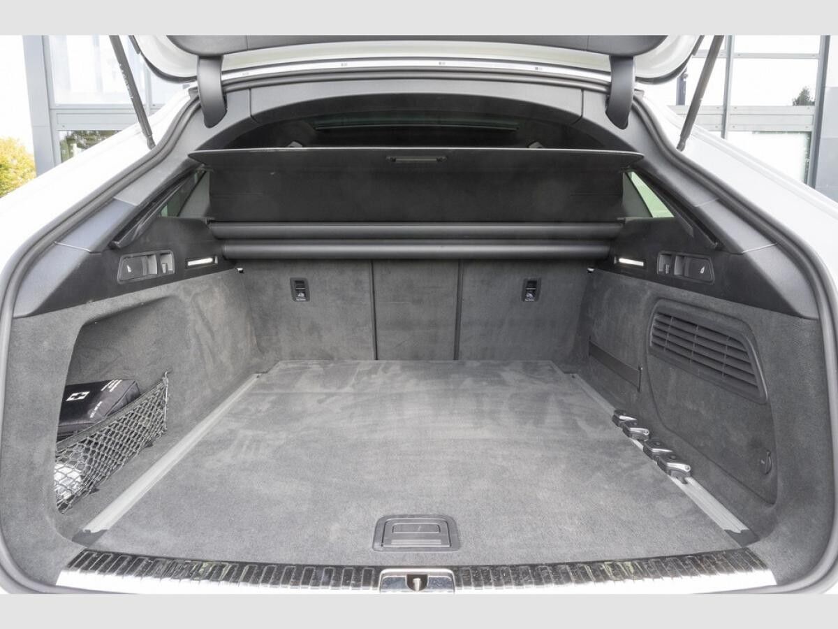 Audi RS6 Black+/B+O Advanced/RS-AGA/Pano/Laser/HuD/ACC/22Zoll/DRC