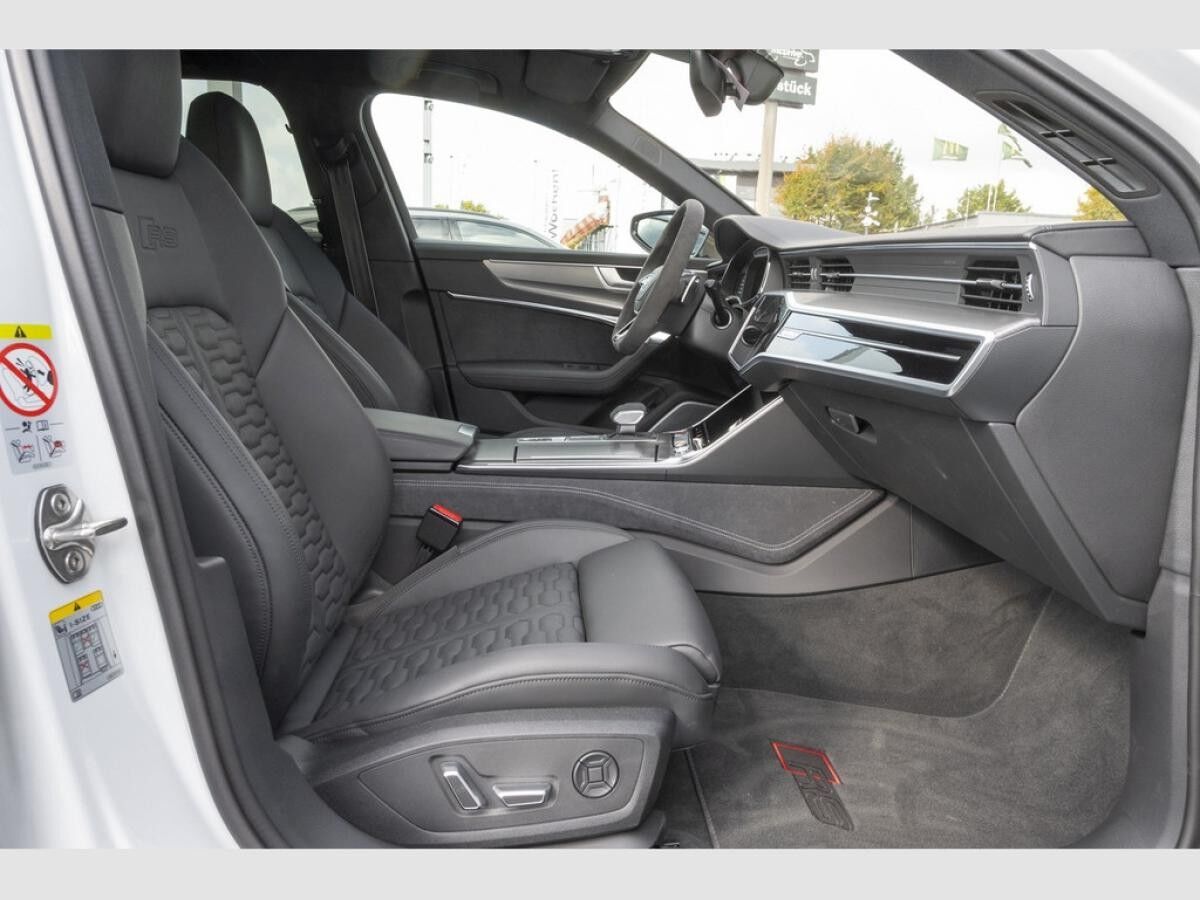 Audi RS6 Black+/B+O Advanced/RS-AGA/Pano/Laser/HuD/ACC/22Zoll/DRC