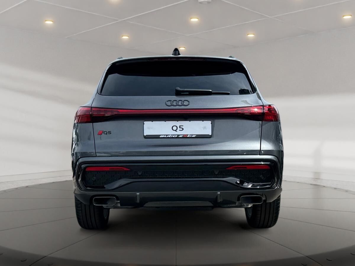 Audi Q5 SUV TFSI quattro S tronic ,S Line,PDC