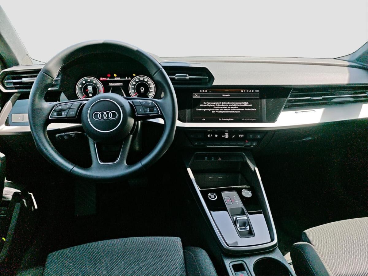 Audi A3 Sportback S line 30 TFSI 5JGar virtual #black App ACC