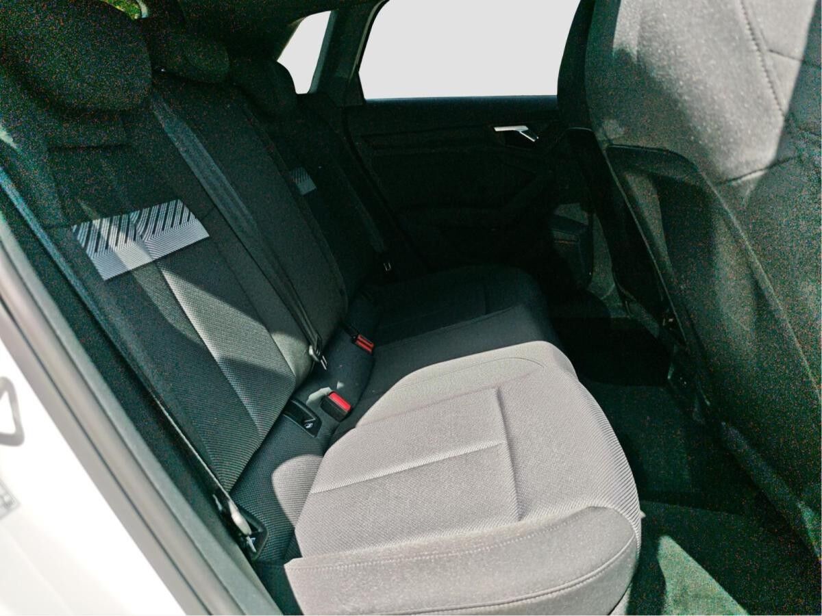 Audi A3 Sportback S line 30 TFSI 5JGar virtual #black App ACC