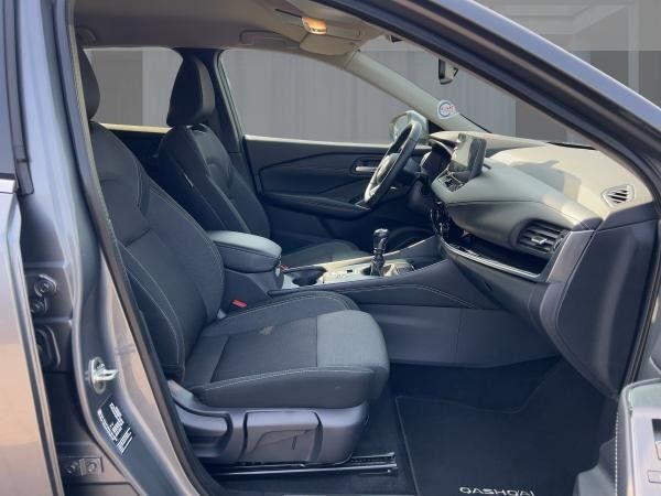 Nissan Qashqai 1.3 DIG-T MHEV Kamera Klima Navi
