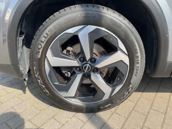 Nissan Qashqai 1.3 DIG-T MHEV Kamera Klima Navi
