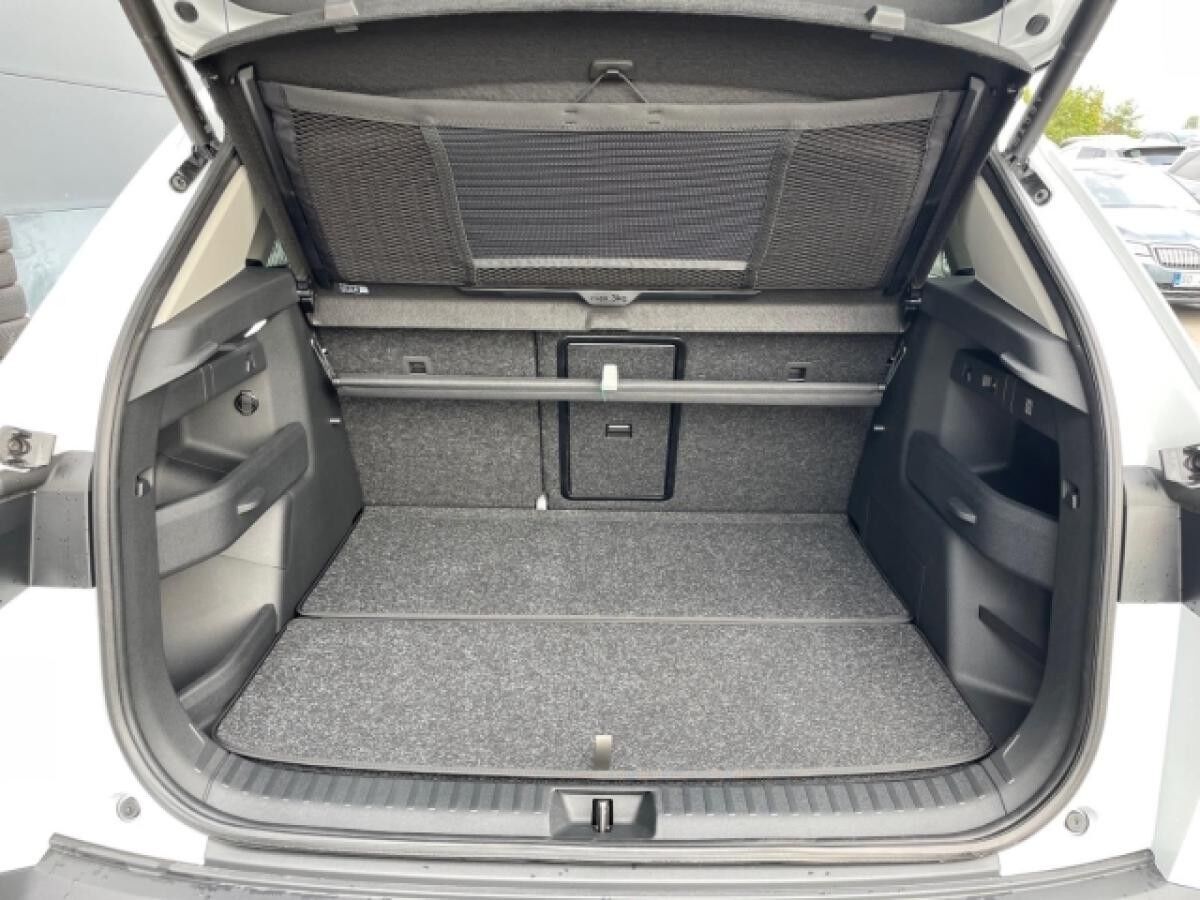 Skoda Elroq 85 DSG Matrix,Navi,Wärmepumpe,AHK,ACC