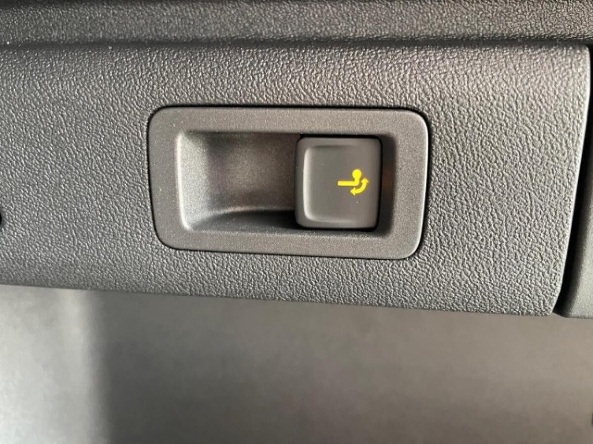 Skoda Elroq 85 DSG Matrix,Navi,Wärmepumpe,AHK,ACC