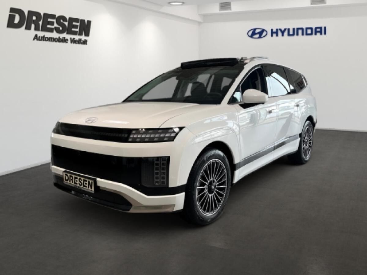 Hyundai IONIQ 9 UNIQ⚠️| Panorama | Swivel-Paket | Rückfahrkamera | Navi | Klimaauto. | ISOFIX