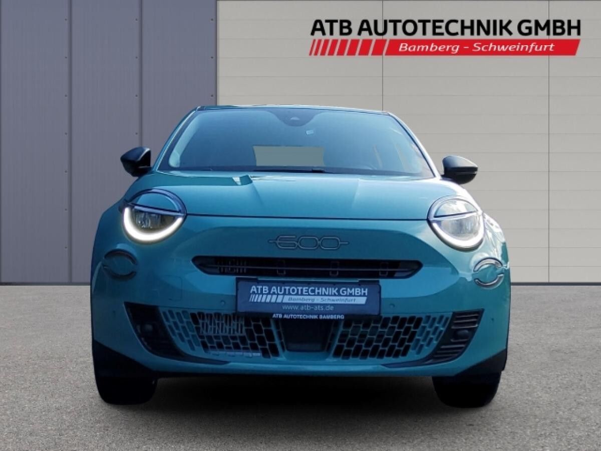Fiat 600 Special Edition CarPlay Klima PDC SHZ LED
