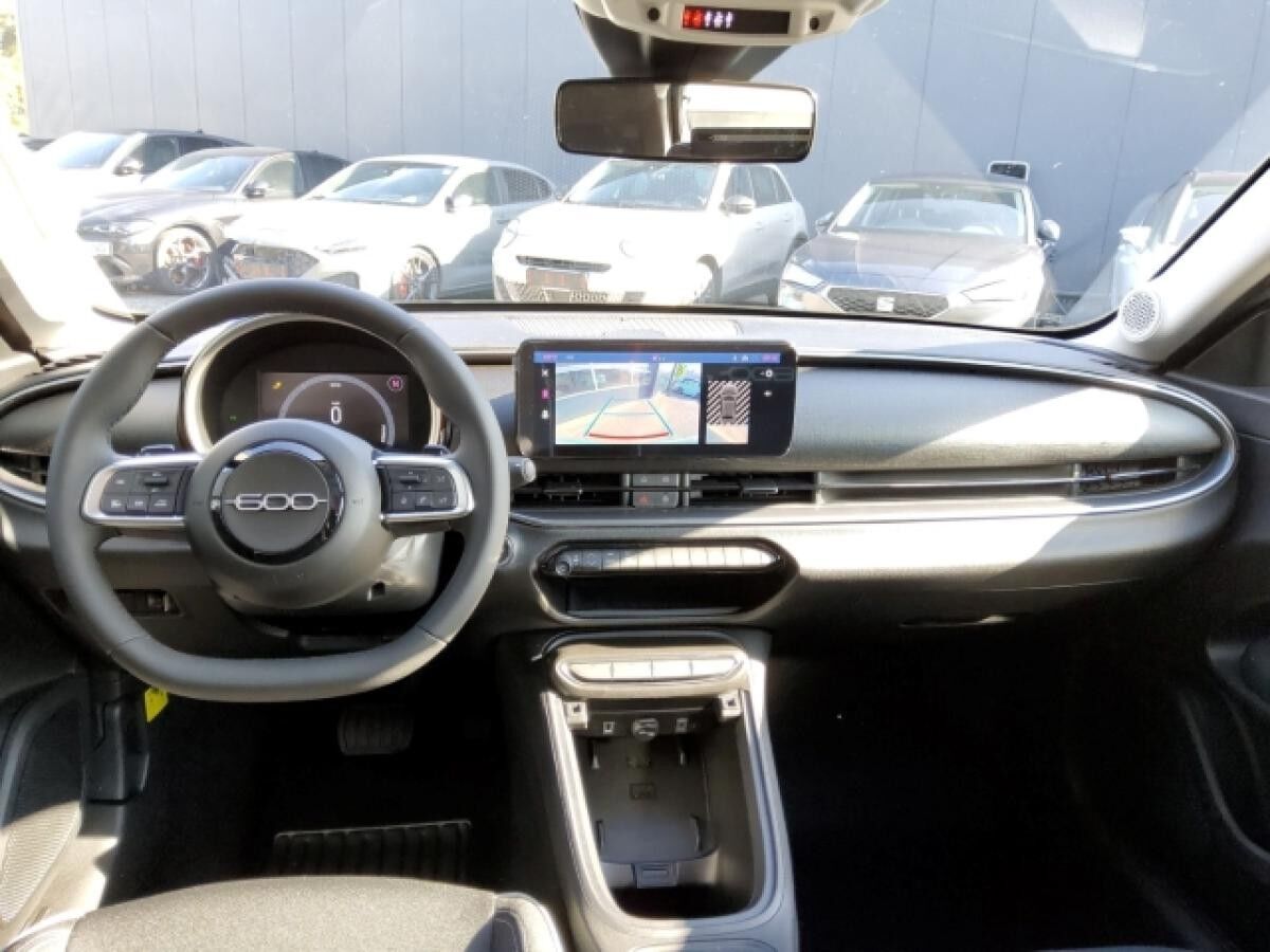 Fiat 600 Special Edition CarPlay Klima PDC SHZ LED