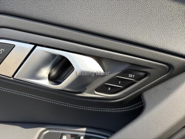 BMW Z4 sDrive20i M Sport / NP= 60.420,- / HeadUp /