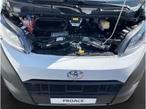 Toyota Proace Max D,140 PS,L3,Pritsche,Doppelkabine,Work 35 H, Ganzjahresreifen