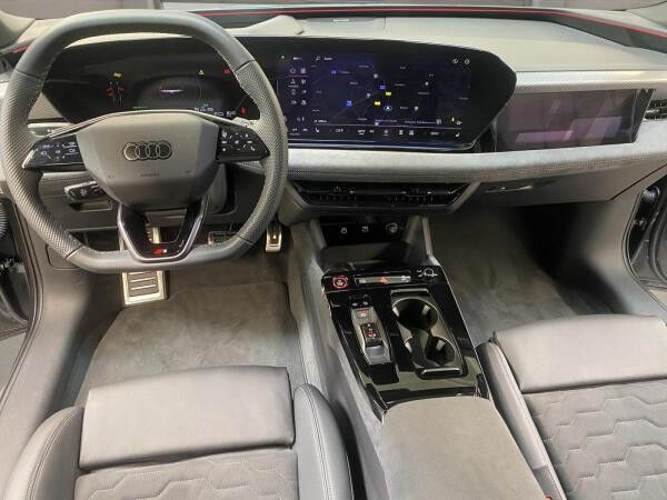 Audi A6 e-tron Sportback quattro W edition one grey