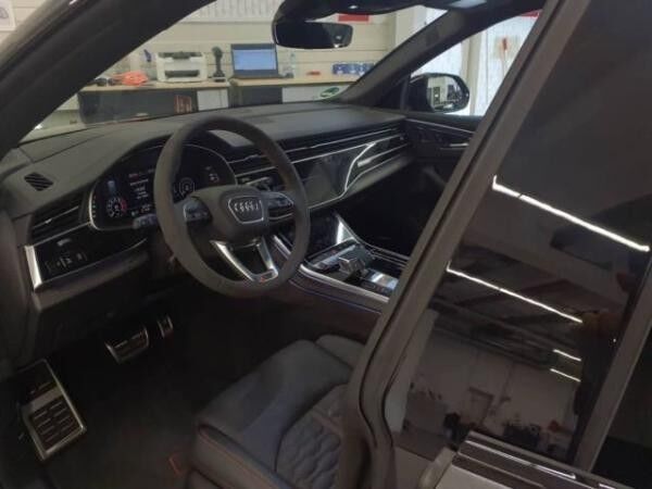 Audi RS Q8 TFSI q. *Laserlicht*HuD*AHK*Assistenz*Air*