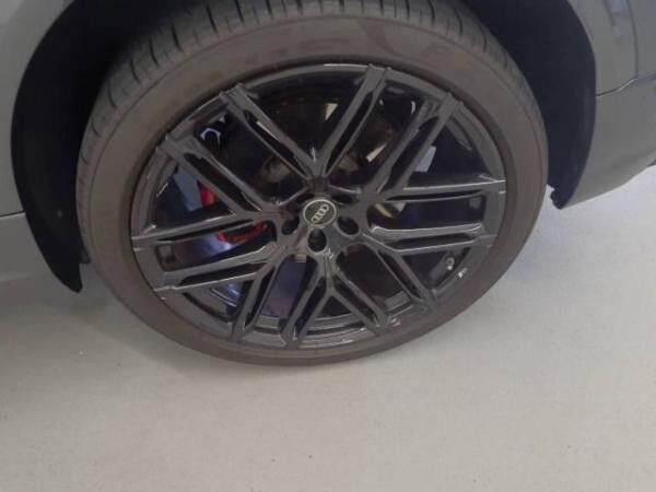 Audi RS Q8 TFSI q. *Laserlicht*HuD*AHK*Assistenz*Air*
