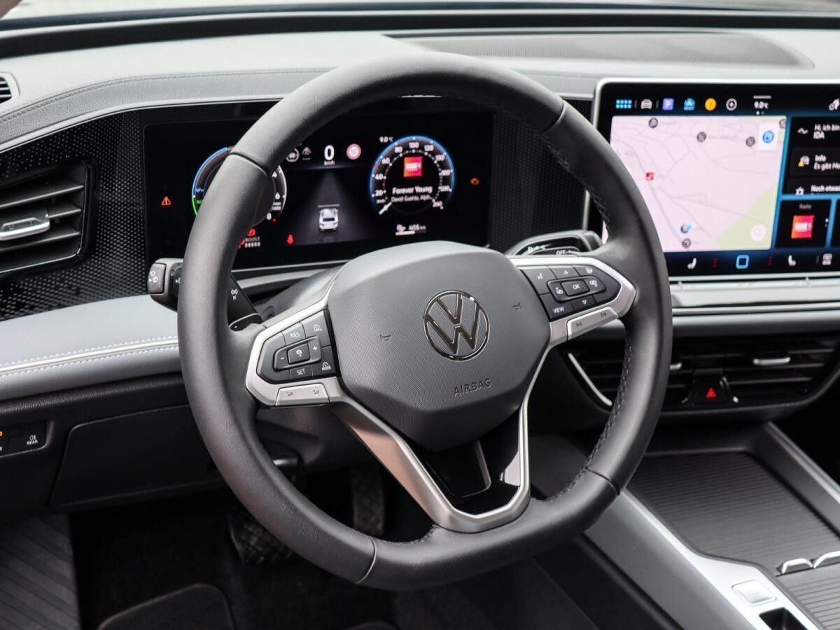 Volkswagen Passat Variant 1.5 TSI Hybrid AHK ACC LED NAVI KEYLESS RÜCKKAMERA