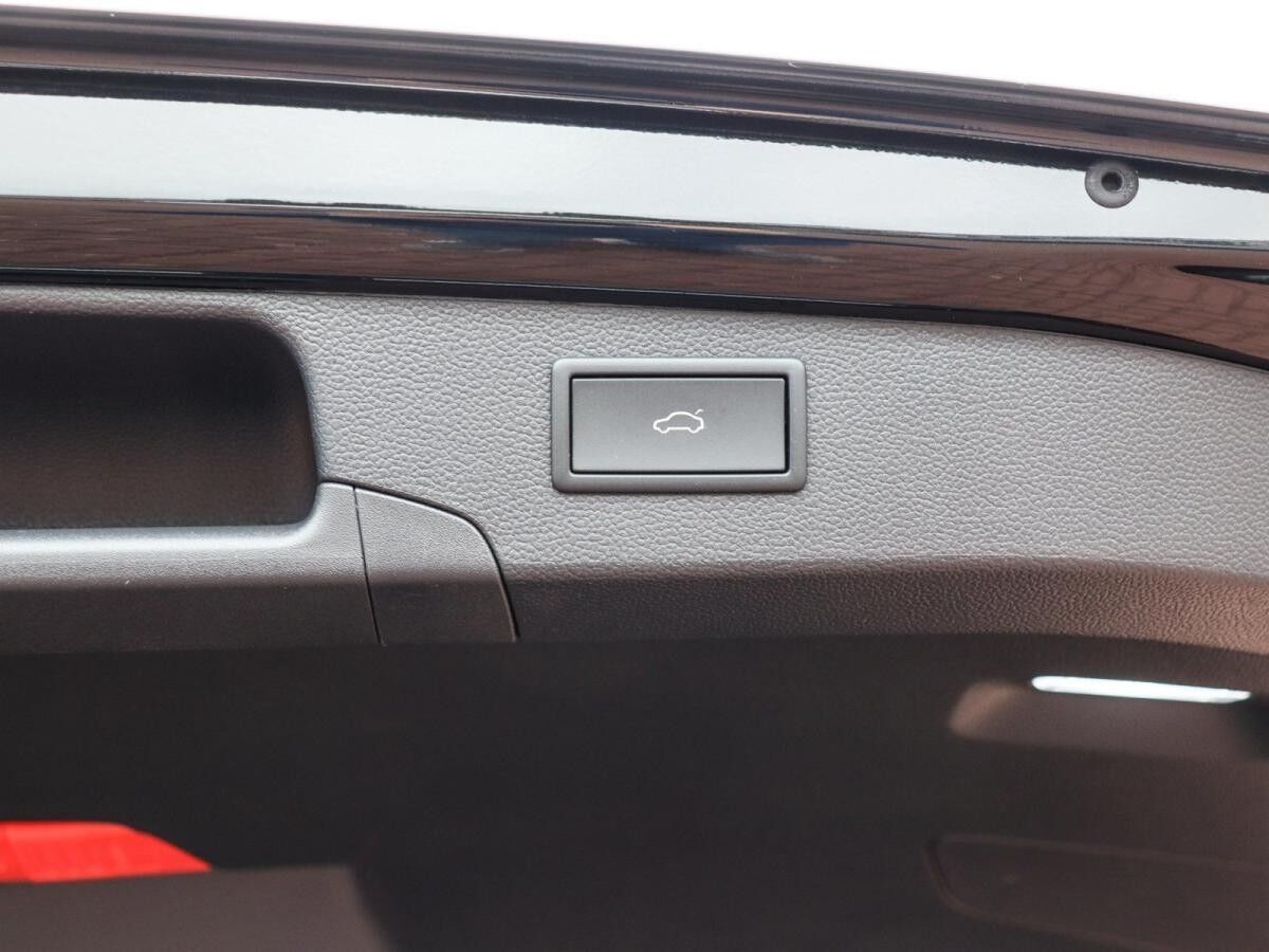 Volkswagen Passat Variant 1.5 TSI Hybrid AHK ACC LED NAVI KEYLESS RÜCKKAMERA