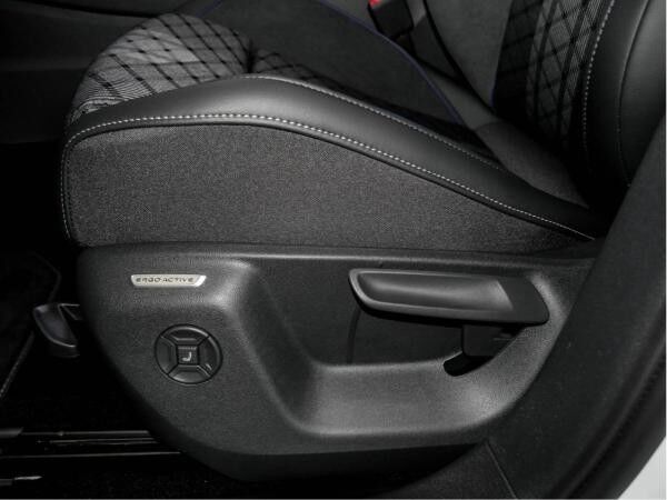 Volkswagen Tiguan R-Line 1,5 l eHybrid 272 PS / DSG Sofort verfügbar