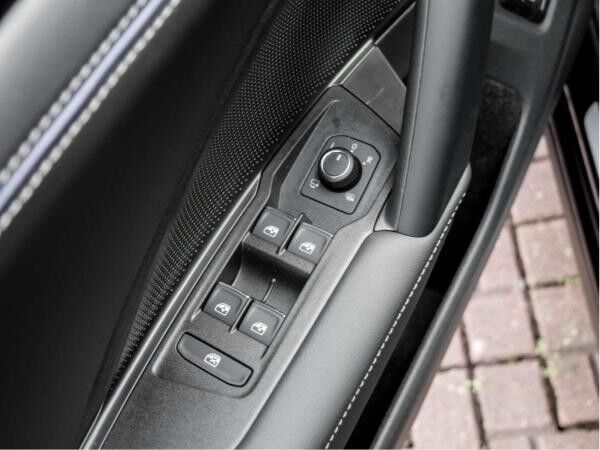 Volkswagen Tiguan R-Line 1,5 l eHybrid 272 PS /  DSG Sofort verfügbar