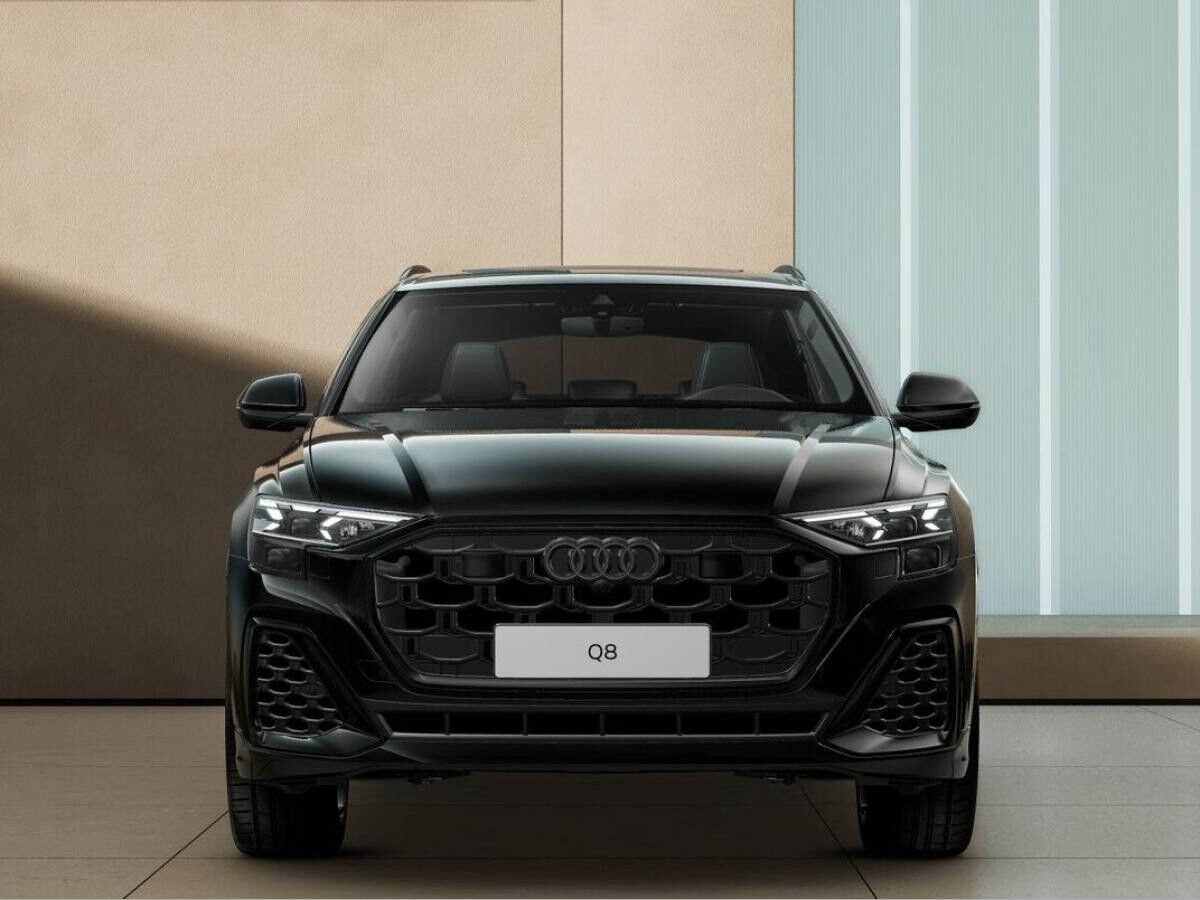 Audi Q8 SUV S line business TFSI e qu. *AHK/B&O/HUD/MATRIX/PANO/23"*