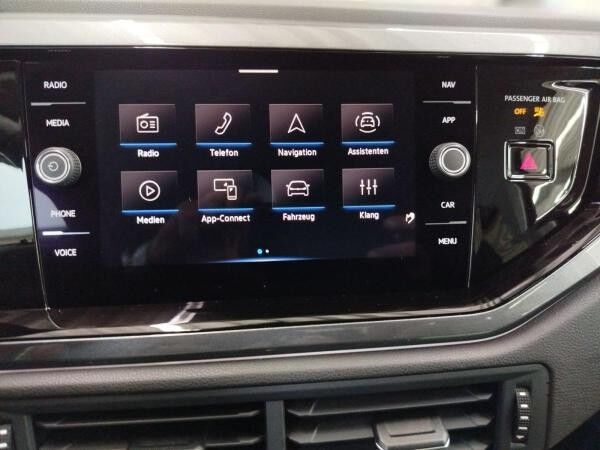 Volkswagen Polo 1.0 TSI DSG Style Navi IQ.Light DAB+ FrontAssist