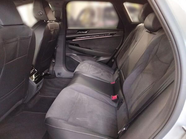 Volkswagen ID.7 Tourer Pro Navi AHK IQ.LIGHT - LED-Matrix-Scheinwerfer Spurwechselassistent