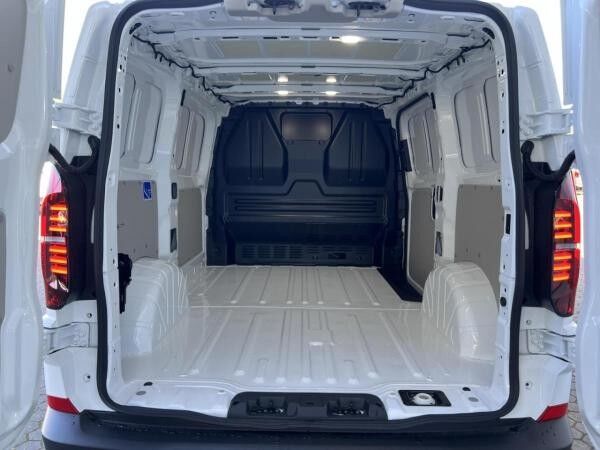 Volkswagen Transporter Kasten 2,0 l TDI 6-Gang Radst. 3100 mm