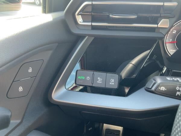 Audi A3 Limousine 35 TFSI S line S tronic **SOFORT VERFÜGBAR**