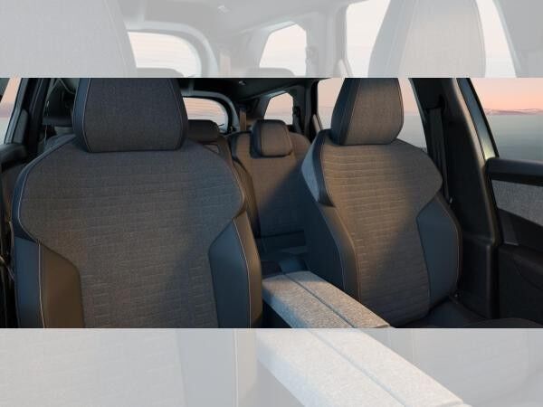 Peugeot 5008 Plugin Hybrid 195 Allure / konfigurierbar / Gewerbeaktion bis 31.10.25