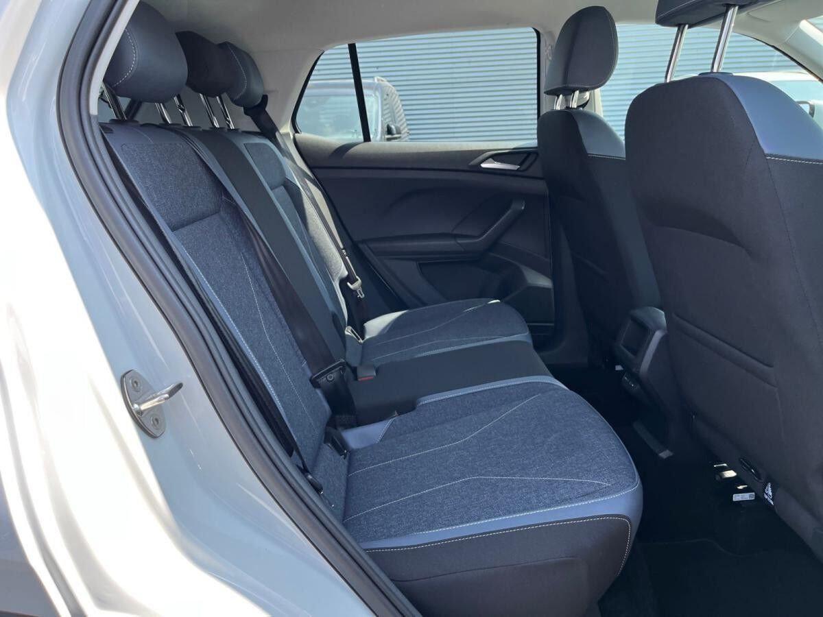 Volkswagen T-Cross Style 1.0 TSI DSG / Navi, Matrix, App