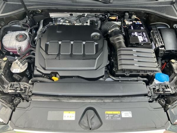 Audi Q3 advanced 35 TDI S-tronic / Navi+, Standh, RFK
