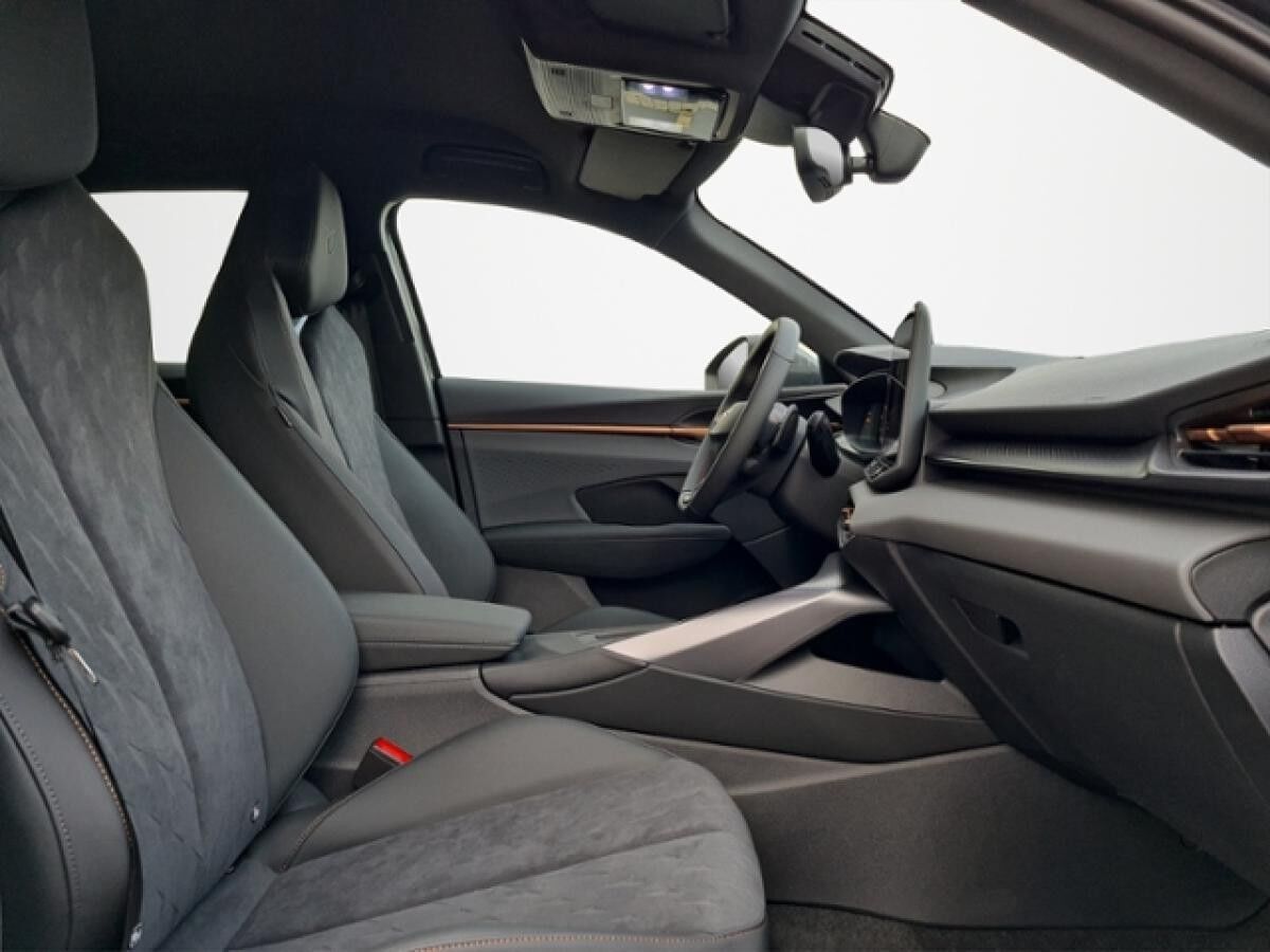 Cupra Terramar 1.5 e-Hybrid +AHK+NAVI+MATRIX+SHZ