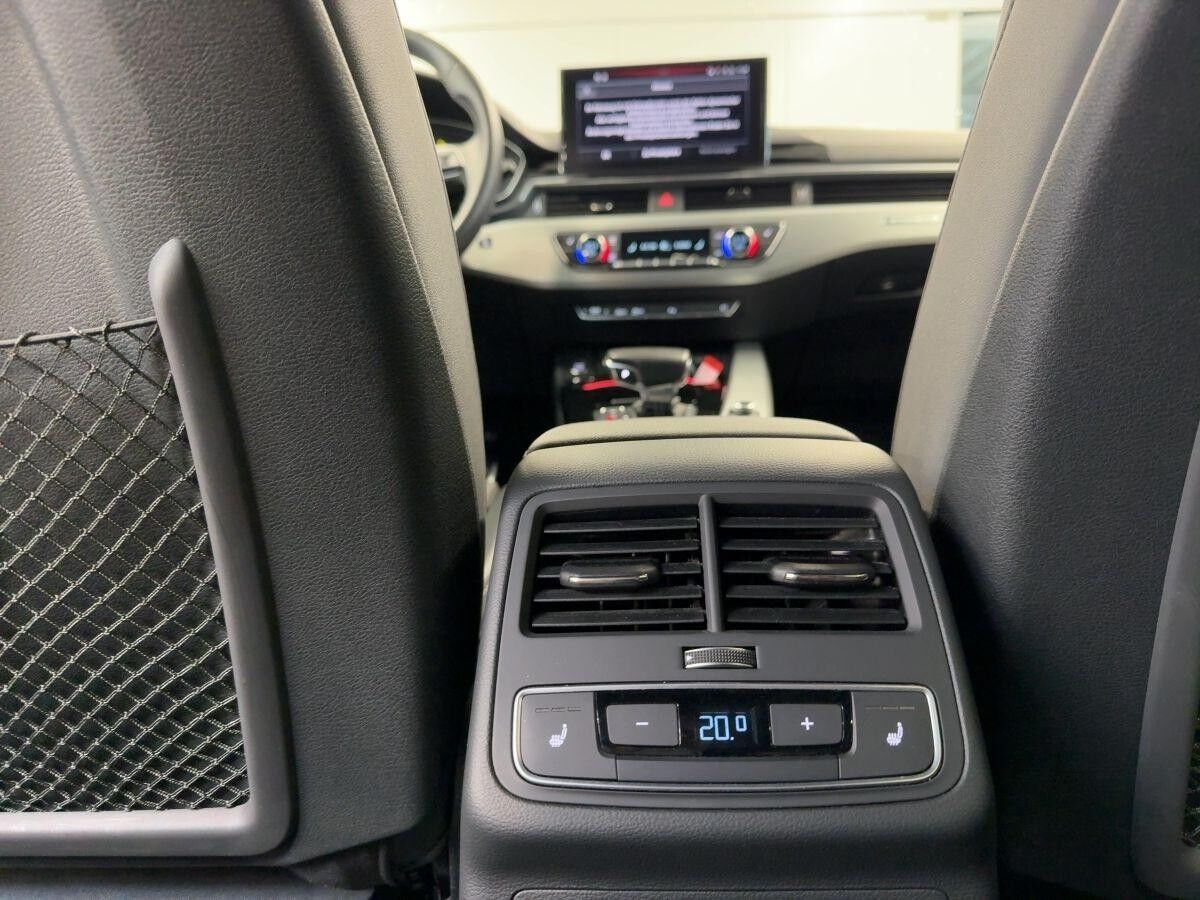 Audi A4 Avant 45 quattro TFSI Avant S line