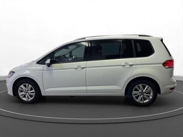 Volkswagen Touran 1.5 TSI Comfortline 7-Sitzer Navi PDC+RFK ACC