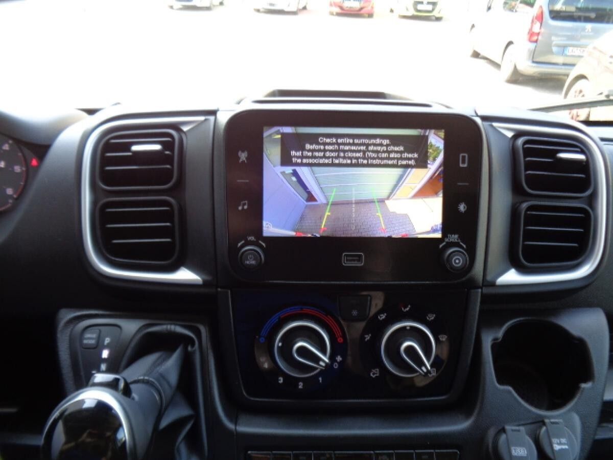 Peugeot Boxer 2.2 BlueHDi 140 L2H2 Autm. (250/250L)
