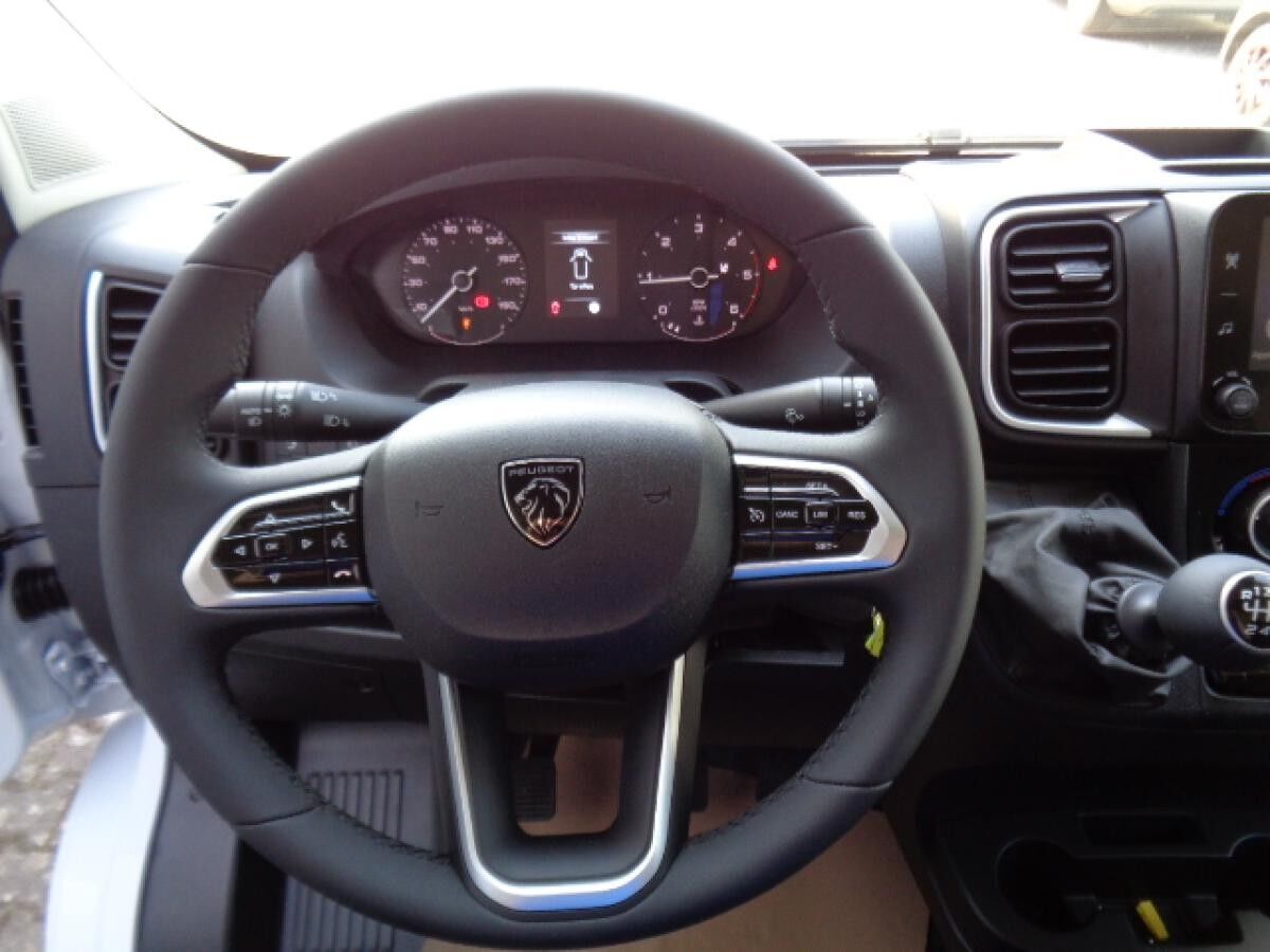 Peugeot Boxer 2.2 BlueHDi 140 L3H2 (250/250L)