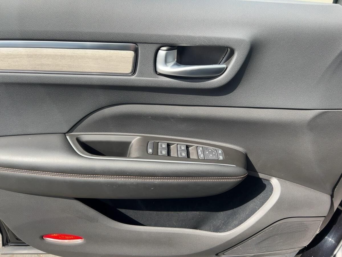 Renault Koleos INITIALE PARIS 4-WD 2.0 UPE:55.800,-