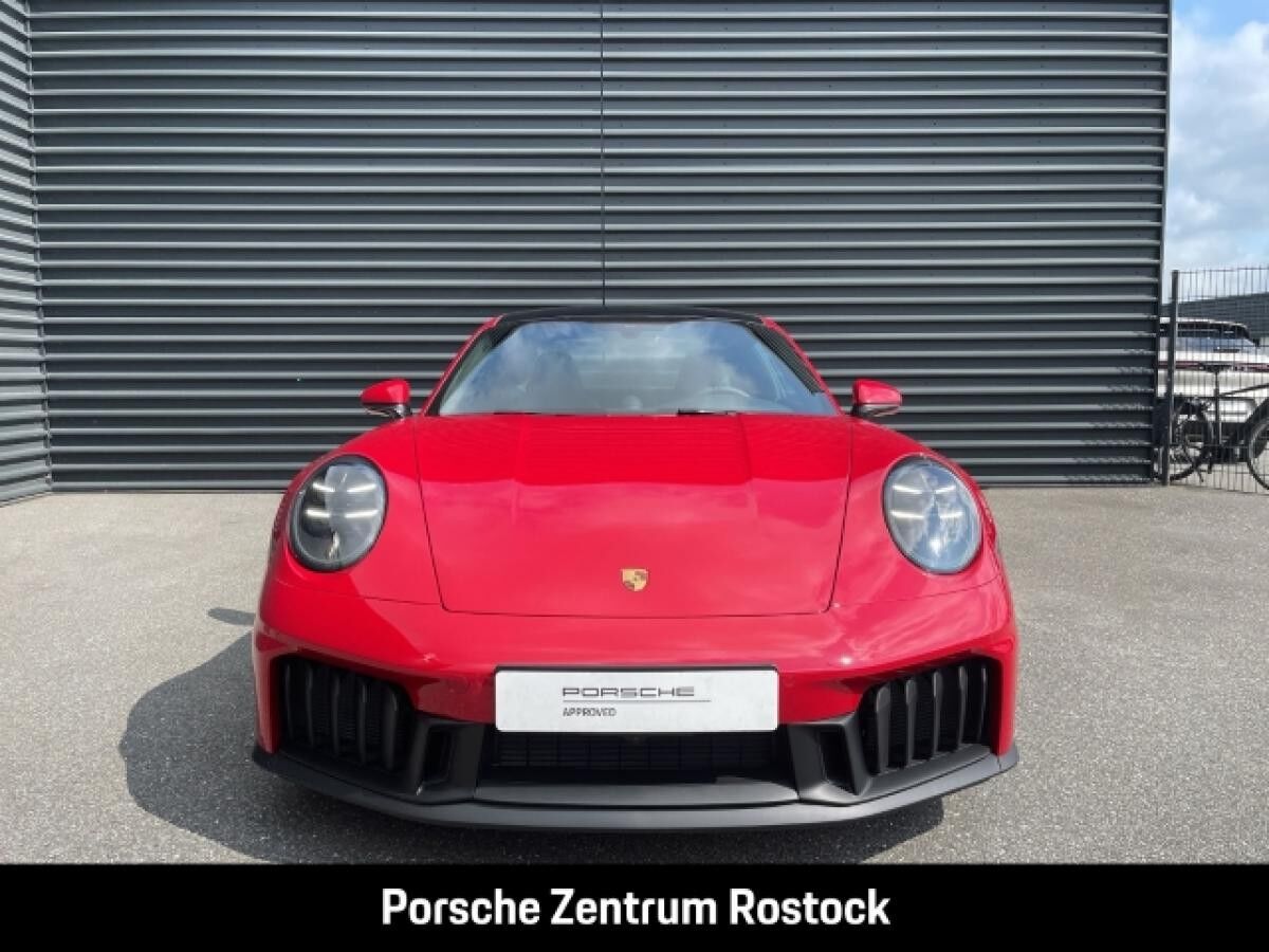 Porsche 992 Carrera GTS