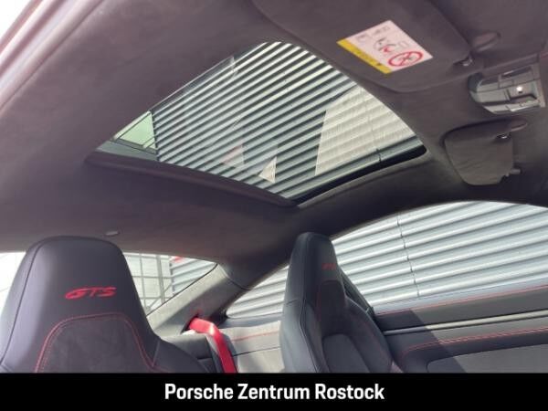 Porsche 992 Carrera GTS