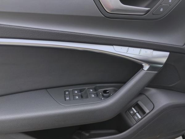 Audi A6 Avant 50 TFSIe Q ADVANCED AHK HD-MATRIX NAVI