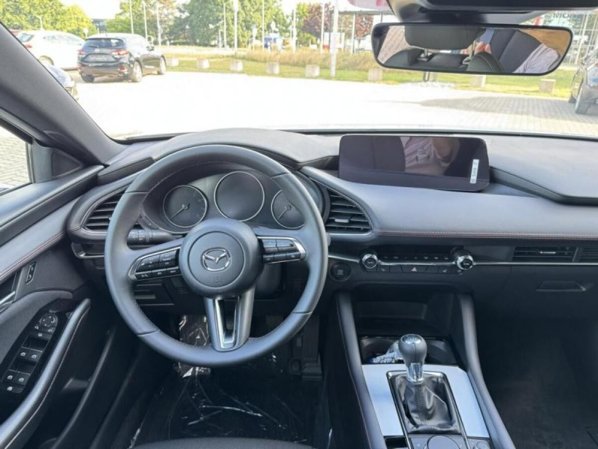 Mazda 3 2.5L E-SKYACTIV G HOMURA