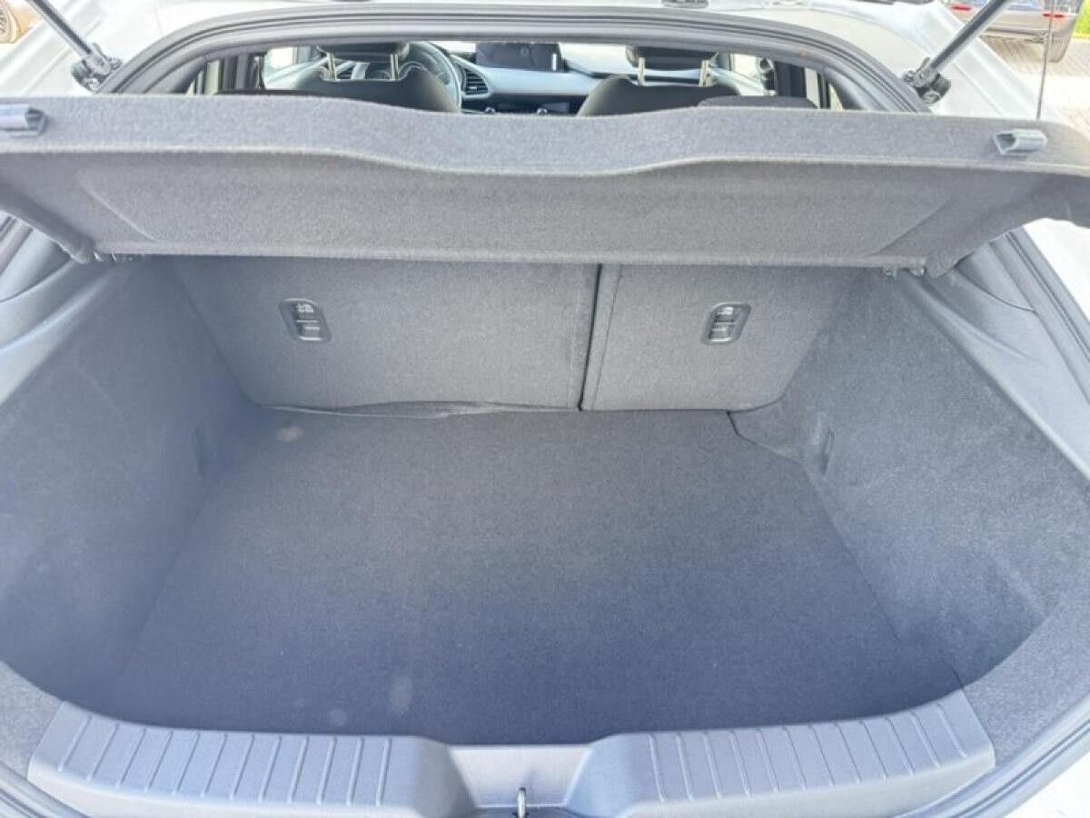 Mazda 3 2.5L E-SKYACTIV G HOMURA